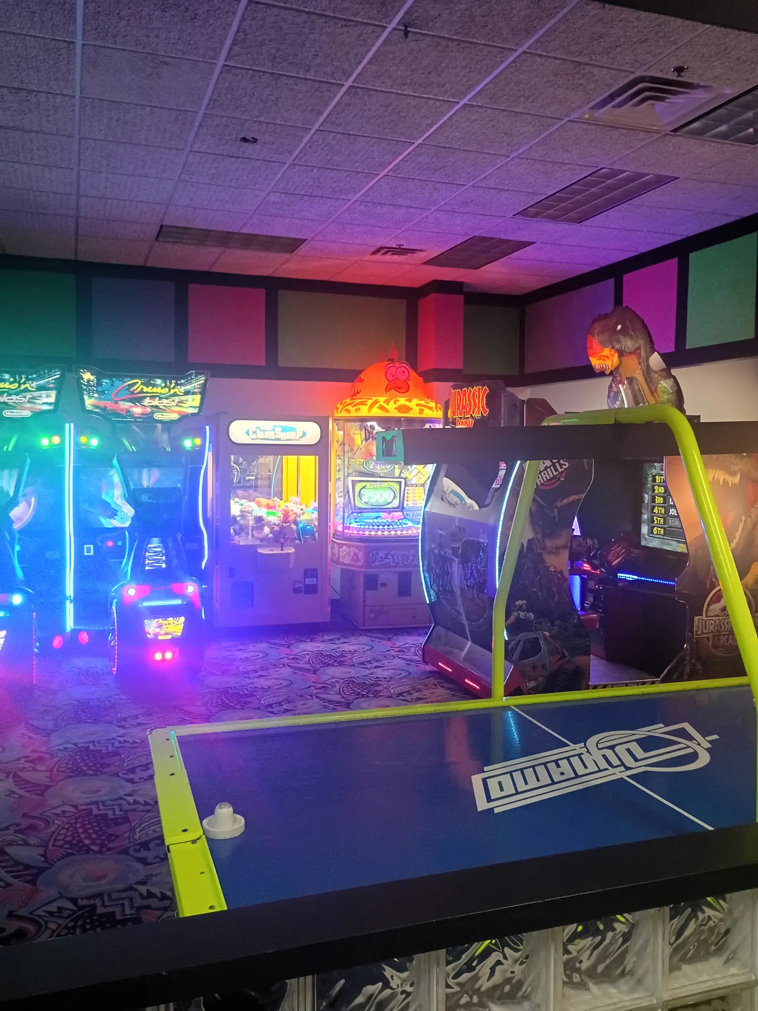 Bronson Strike Zone arcade gallery image
